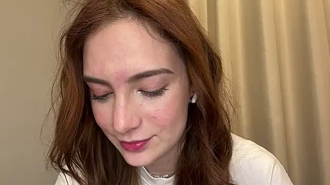 ConstanceMayo live cam on StripChat