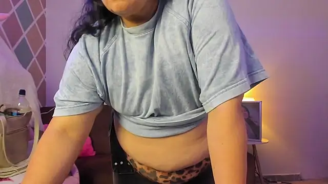Keyla01_ live cam on StripChat
