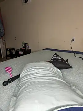PaigeJayden live cam on StripChat