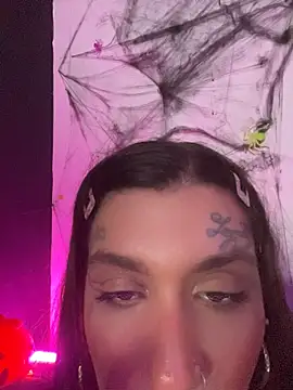 princessgangstaspiritual live cam on StripChat