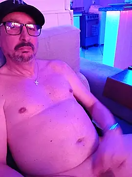 Mariano0088 live cam on StripChat