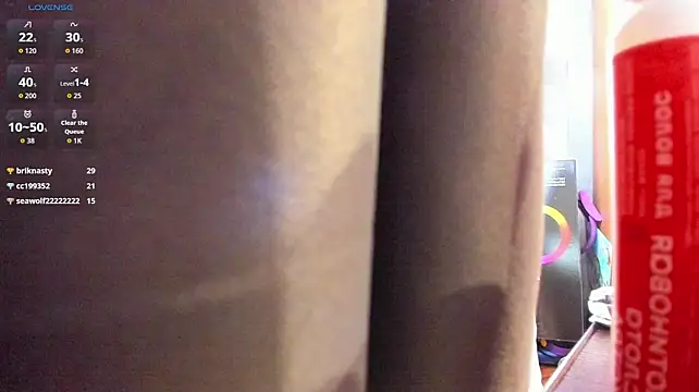 Tiny_Kiss