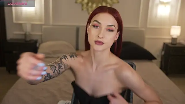 Magnetic_Mia_