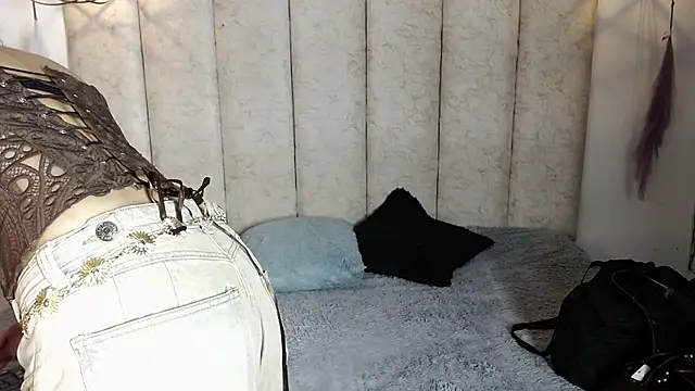 Miahotcs1