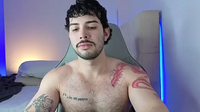 zyann__