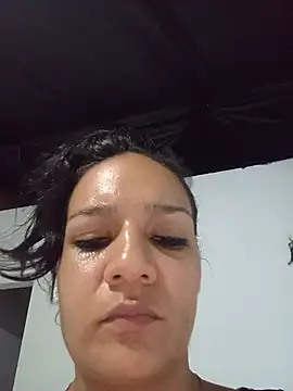 Luna_petite69 captura de la sala en vivo en Stripchat