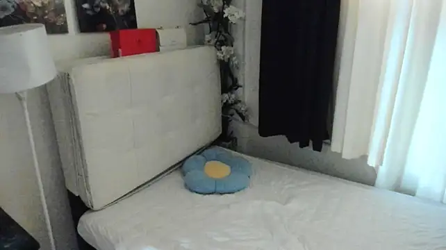 hugecock_amira