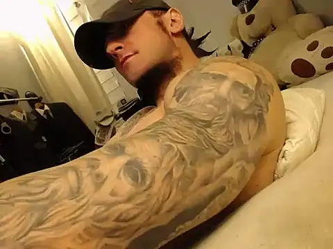 ballardbret (Ask my age) - Cock stroking, flexing, dirty talking. X