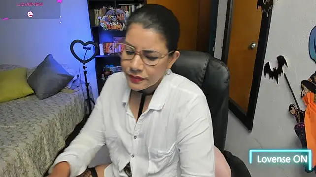 peanut_tangerine live cam on StripChat