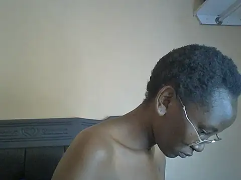 Goldenpixie live cam on StripChat