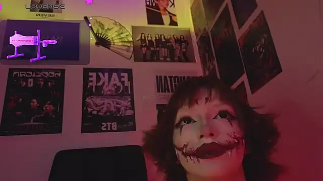 K4GuYa_M00N