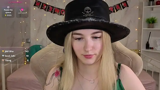 Shy_Polly