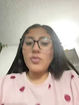 croftsmila live cam on StripChat