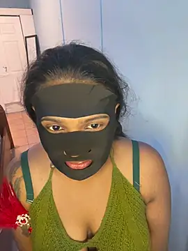 nuyaaraa