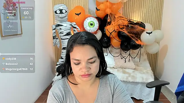 Cloe_35