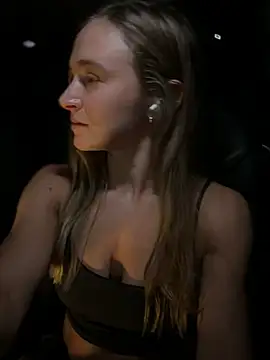 lunagirl13 webcam