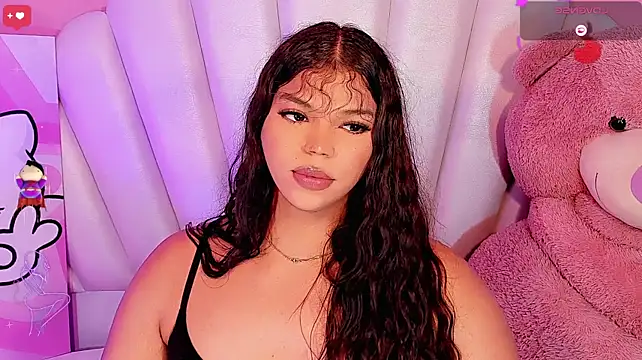 Keira_Fox31