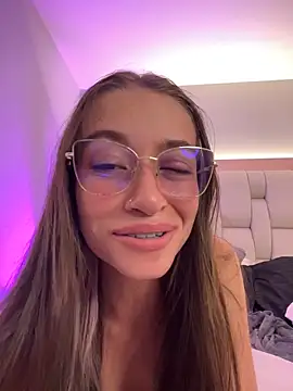 Chloe_Key