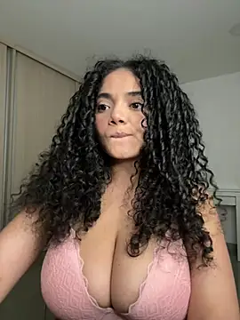 Curlyierr webcam