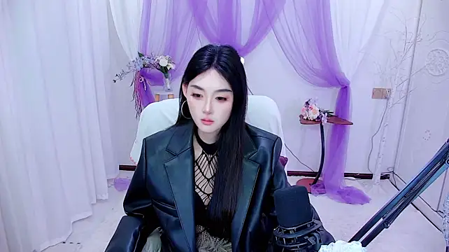 Tili_Lucky webcam
