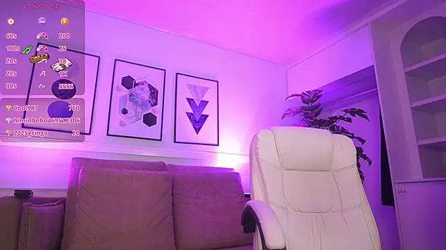 EsmeraldaGracee live cam on StripChat