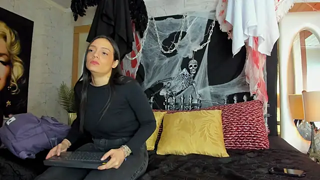 celestestars live cam on StripChat