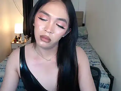 loveasianjhaine24 live cam on StripChat