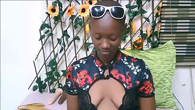 EbonyOlive69