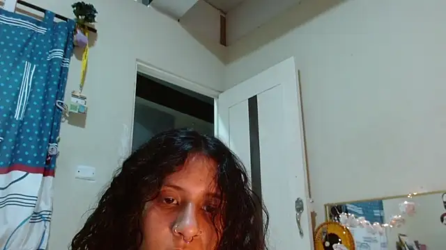 AlinaWoolf_