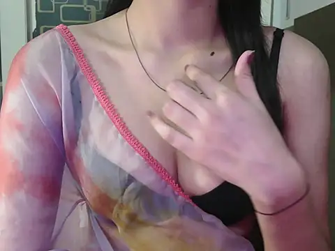Simreet_22 live cam on StripChat
