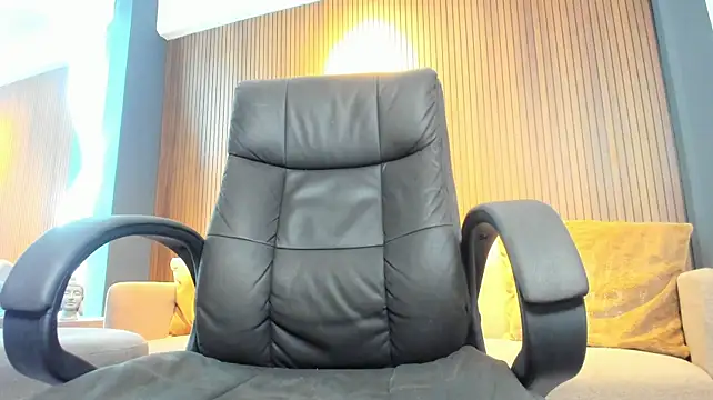 APOLOKING_ live cam on StripChat