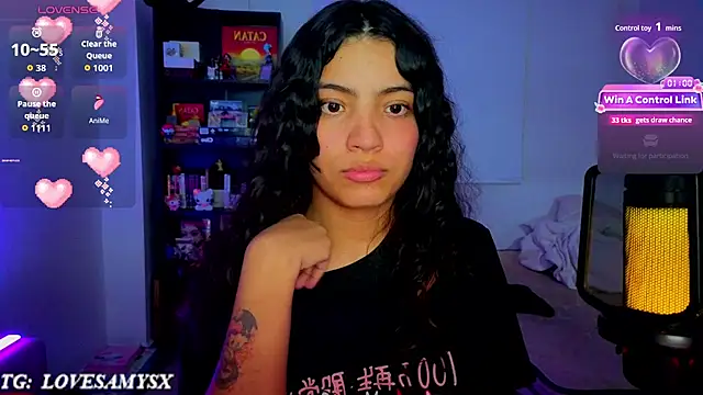 Lovelyamyy webcam