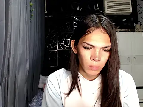 GORGEOUS_CARMEE live cam on StripChat