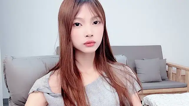 OuOrrre_ live cam on StripChat