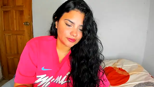 lolaa_staars webcam
