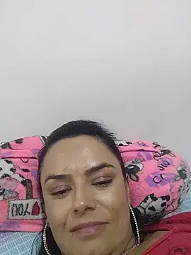 Juanita6908 live cam on StripChat