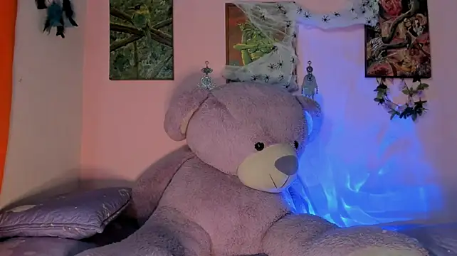 Maddy_Jhonsson