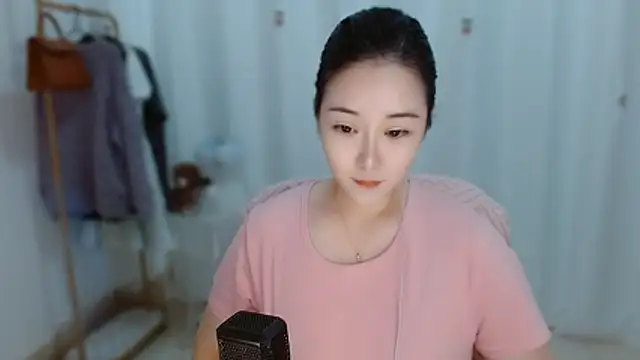 Amy-cnbaby