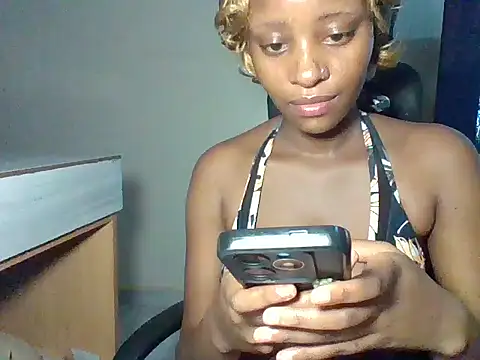 velvet_rosey