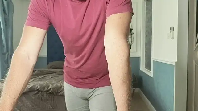 Marrymeplz live cam on StripChat