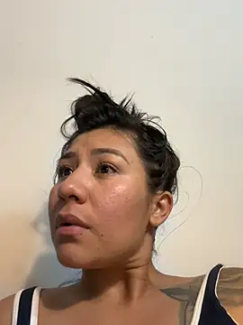 kim_monti live cam on StripChat