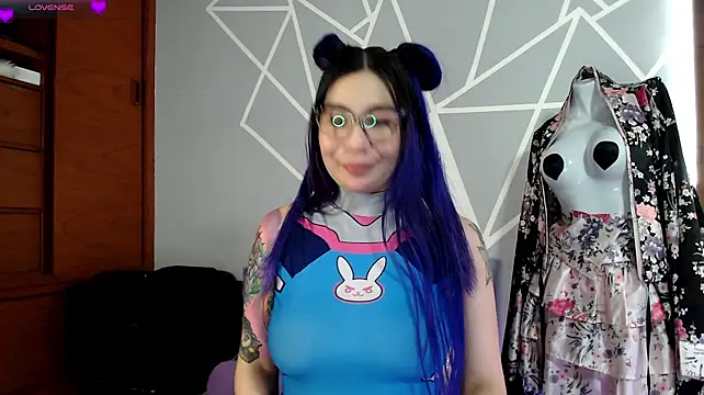 karlamoon23 webcam
