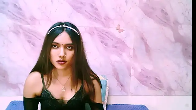 IndianSkies live cam on StripChat