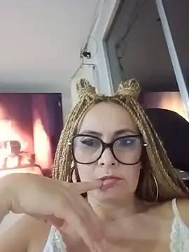 CandieGilson_ live cam on StripChat