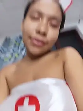 Paola_perez2007 live cam on StripChat
