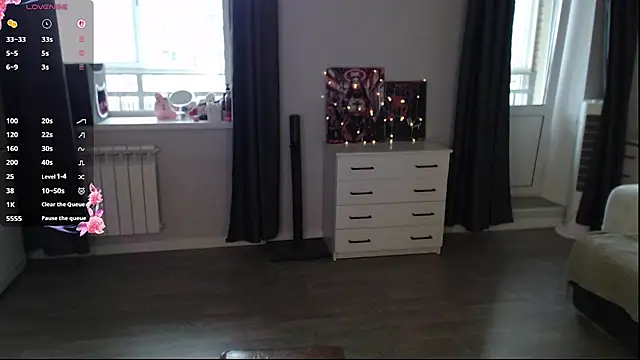 Vlada_vvv live cam on StripChat