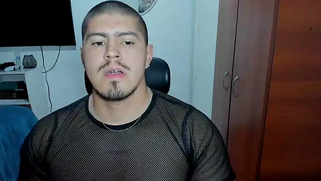 Baltazar_Dupont on Stripchat