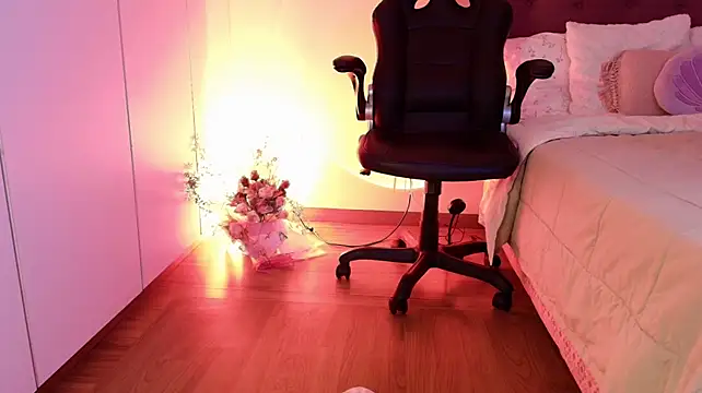 mafer_meow (F milf) - naked ride pillow