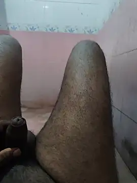 vinoth1983chn live cam on StripChat