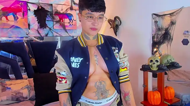 abby_thompson____ webcam